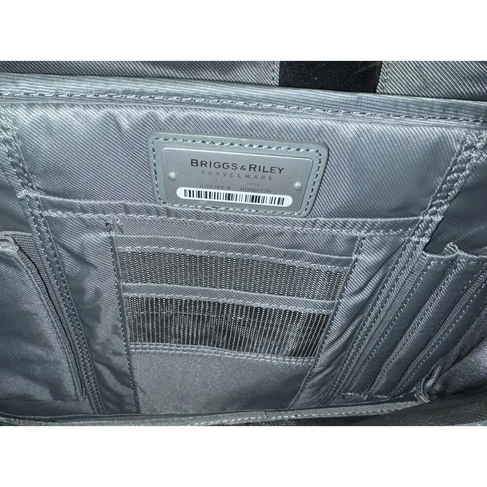 Briggs & Riley Travelware Black Expandable Rolling Laptop Carry On Briefcase